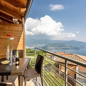 https://la-dolce-vita-vista-lago-e-piscina.it-lombardy.com