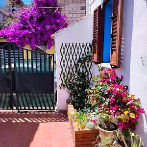 https://lacasadicarta.in-sardinia.net