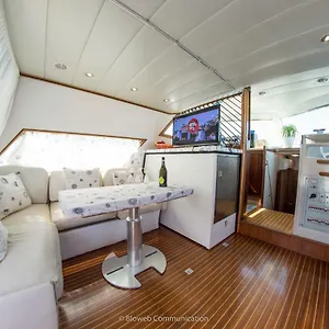 https://minicrociereinbarca.palermohotels.org